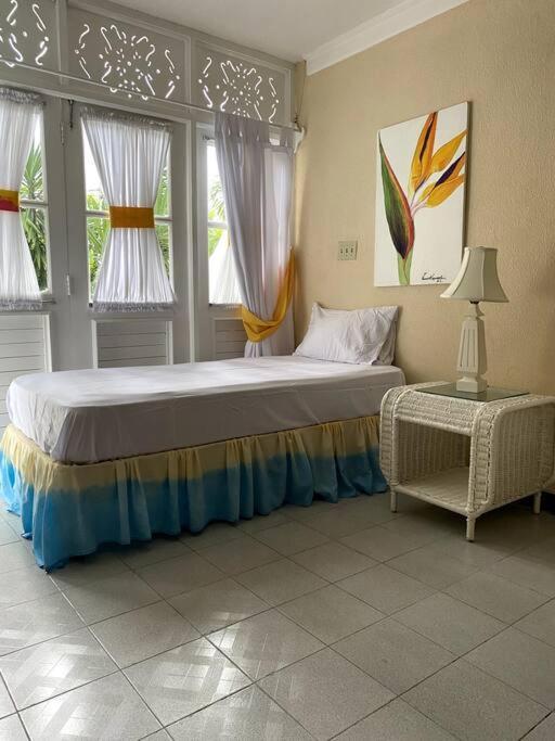 Lush Tropical Apartment Located In A 4-Star Resort Runaway Bay Exteriör bild