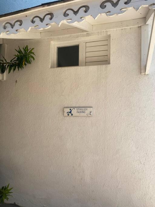 Lush Tropical Apartment Located In A 4-Star Resort Runaway Bay Exteriör bild